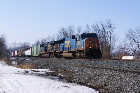 CSX eastbound Q647 enters Sterling.